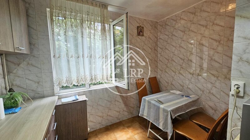 Brancoveanu, Izvorul Crisului, 3 camere decomandat, mobilat si utilat,